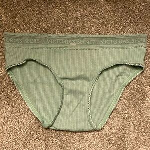 NWT Victorias Secret Hiphugger Panty